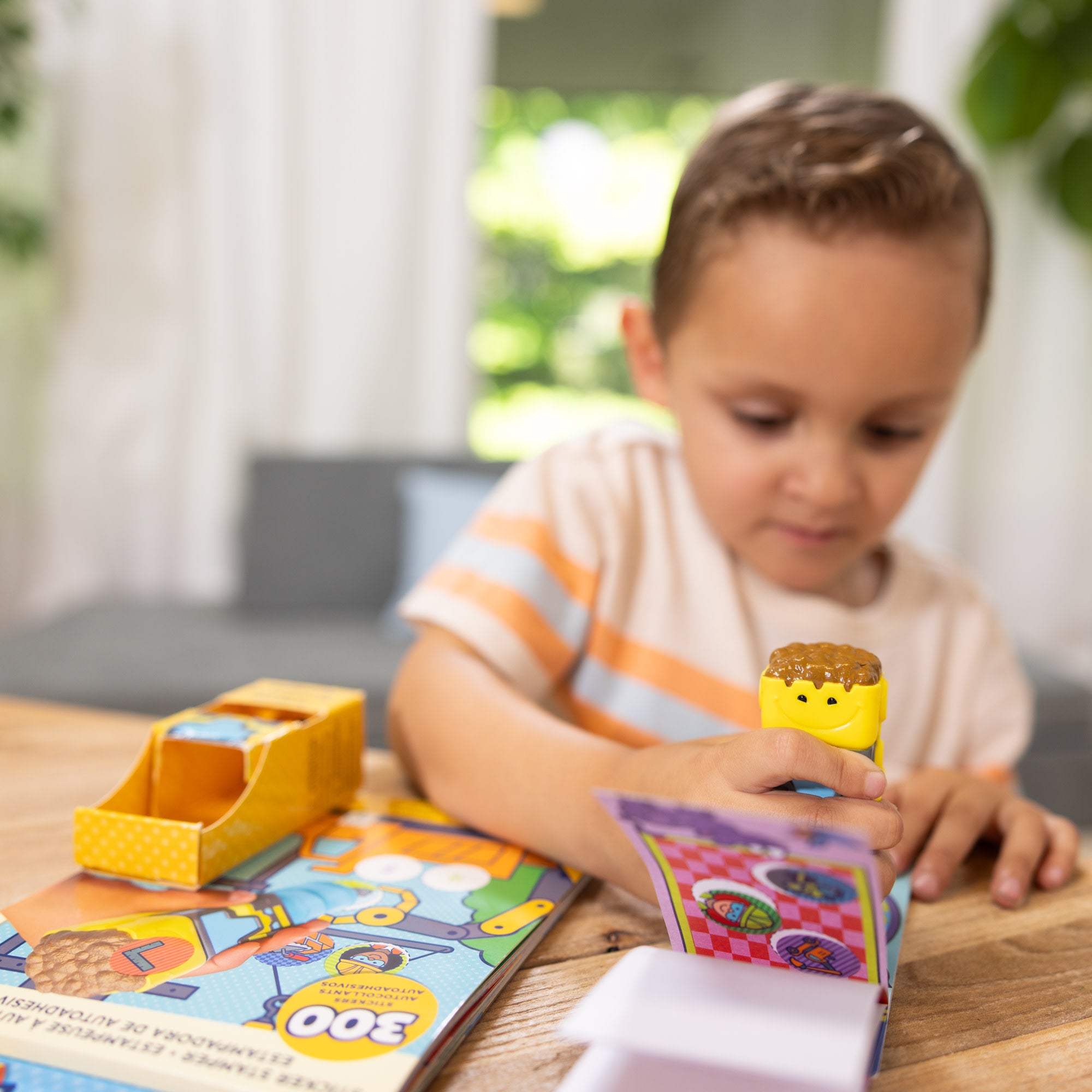 Sticker WOW!™ Activity Pad & Sticker Stamper - Bulldozer - Image 4