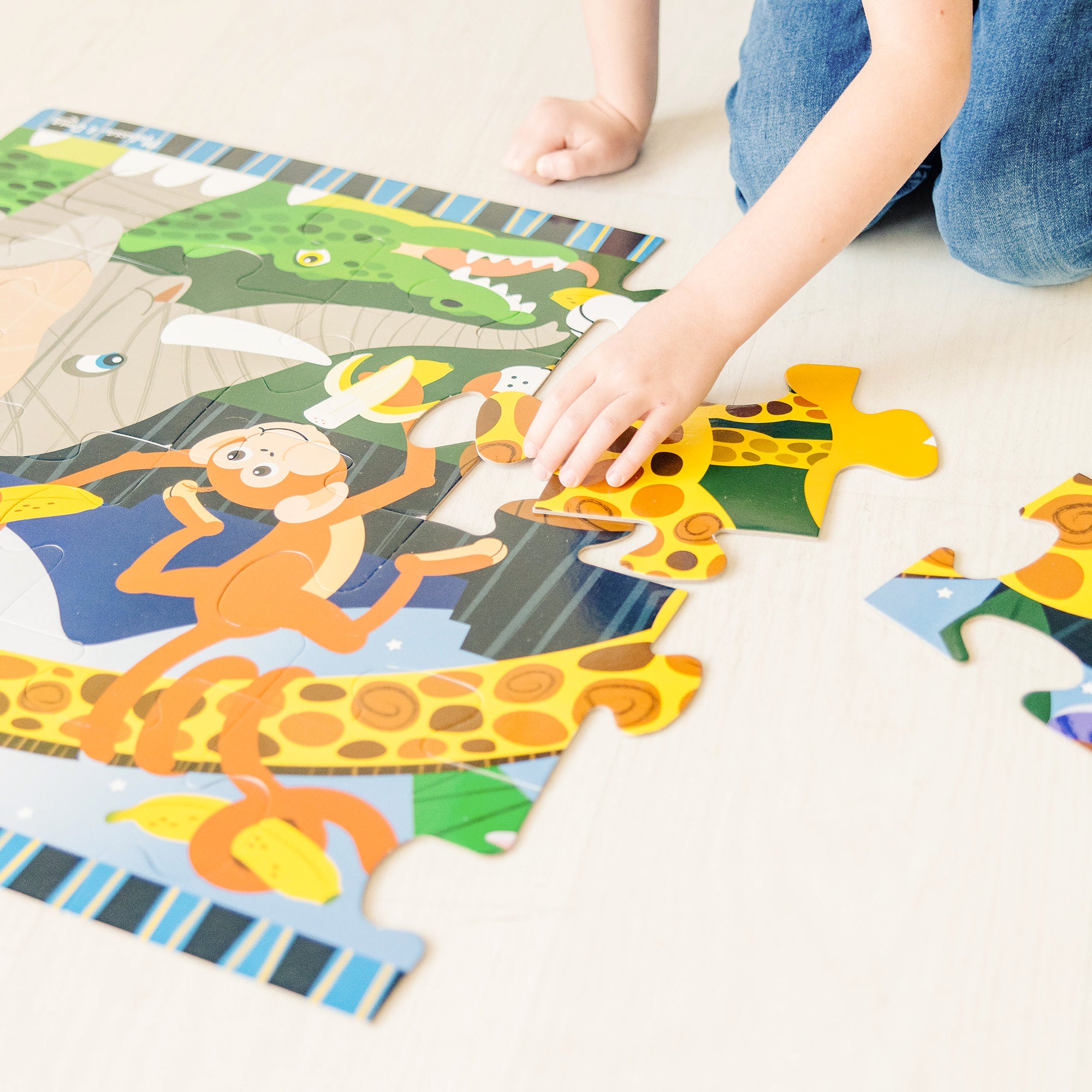 Safari Social Floor Puzzle - 24 Pieces - Image 5