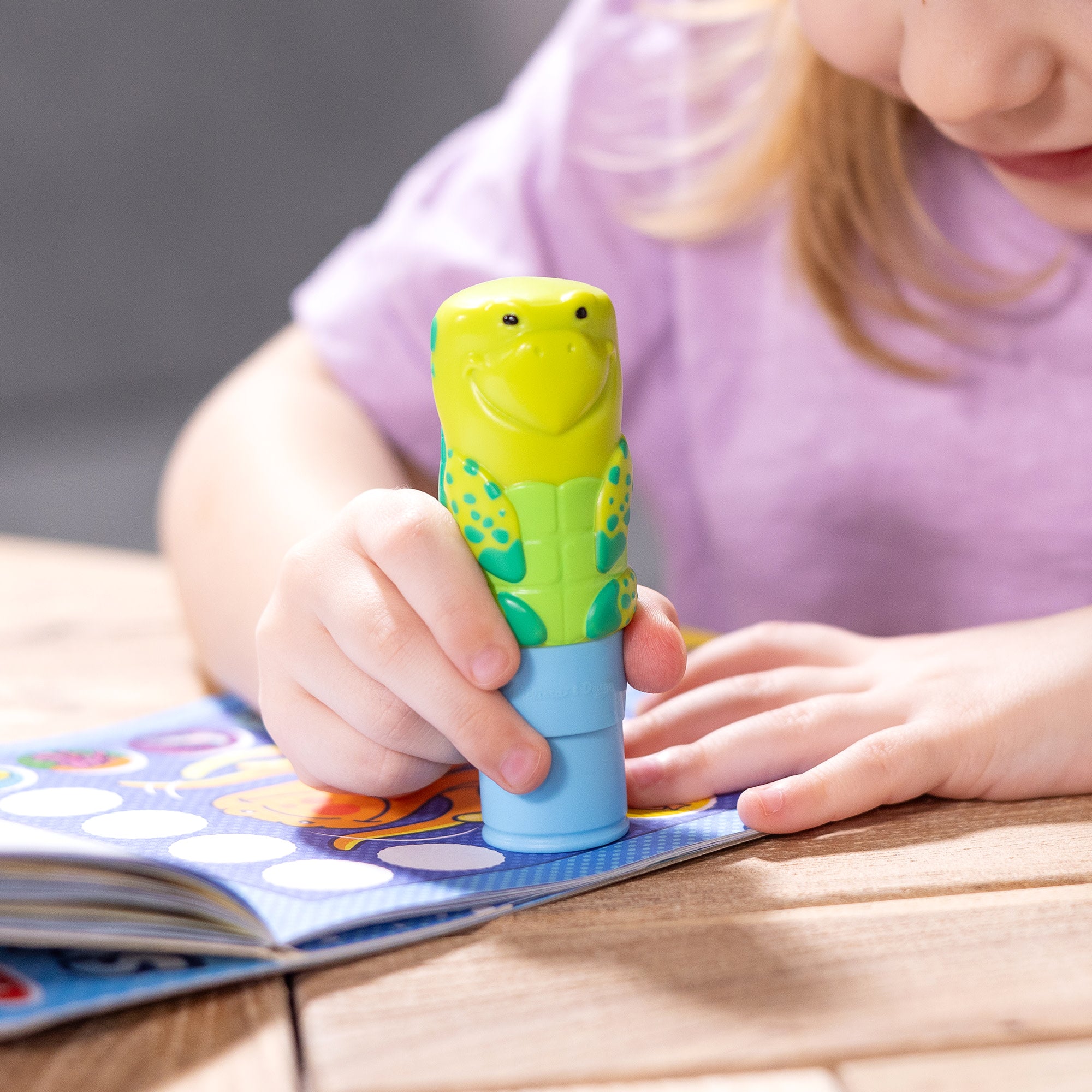 Sticker WOW!™ Activity Pad & Sticker Stamper - Sea Turtle - Image 5
