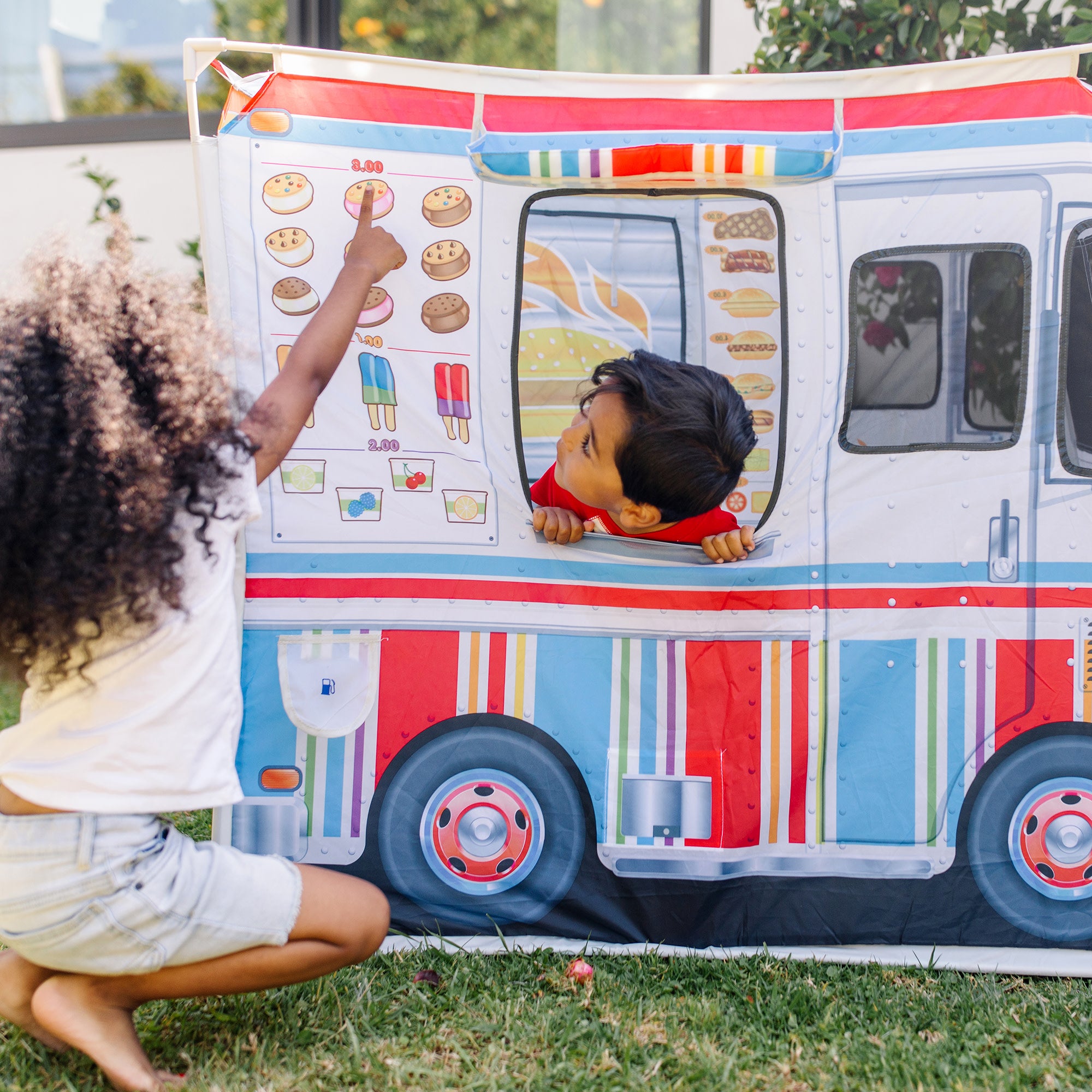 Food Truck Play Tent - Image 2