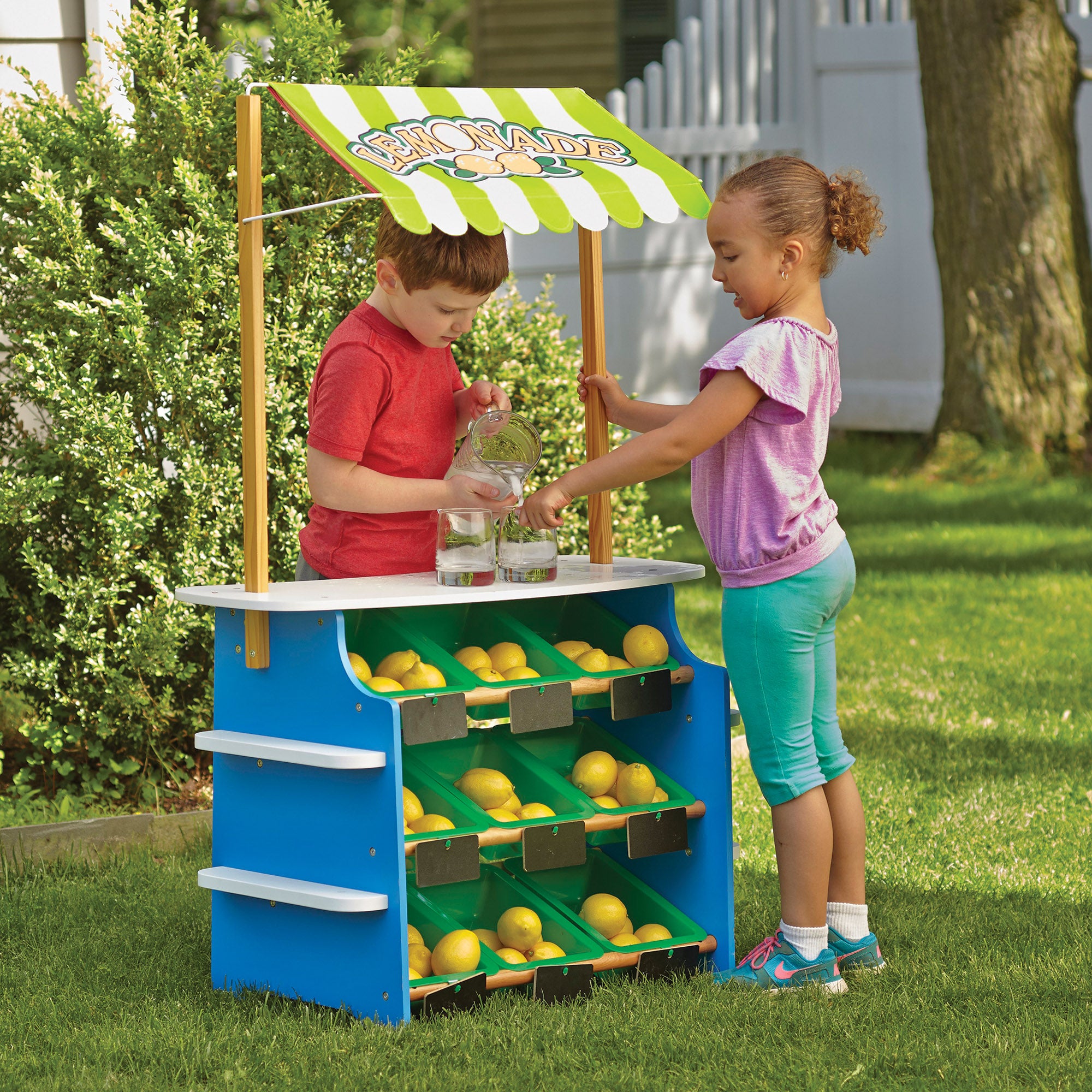 Wooden Grocery Store / Lemonade Stand - Image 2