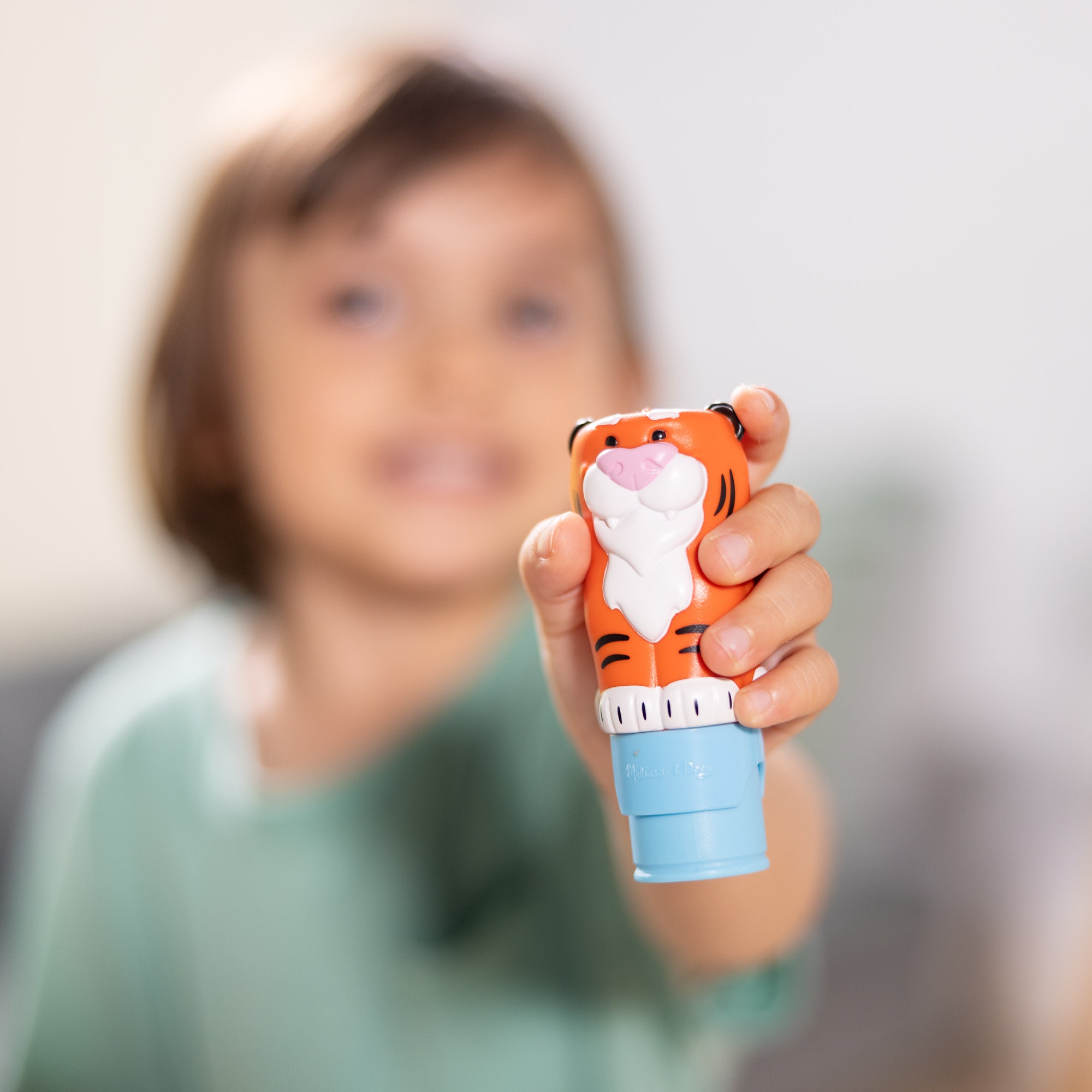 Sticker WOW!™ Activity Pad & Sticker Stamper - Tiger - Image 8