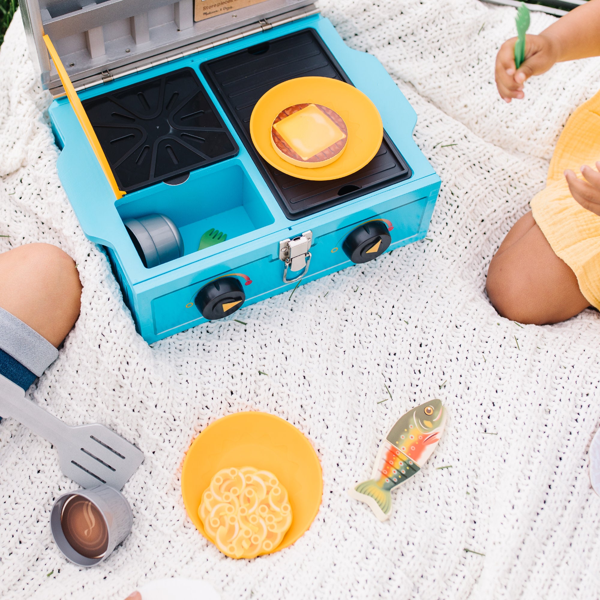 Let's Explore Camp Stove Play Set - Image 4