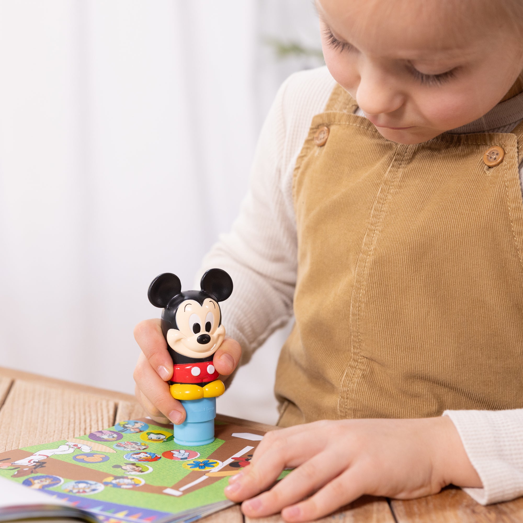 Sticker WOW!™ Disney Mickey Mouse Bundle: Activity Pad & Sticker Stamper + Mini Activity Pad and 200 Refill Stickers - Image 5