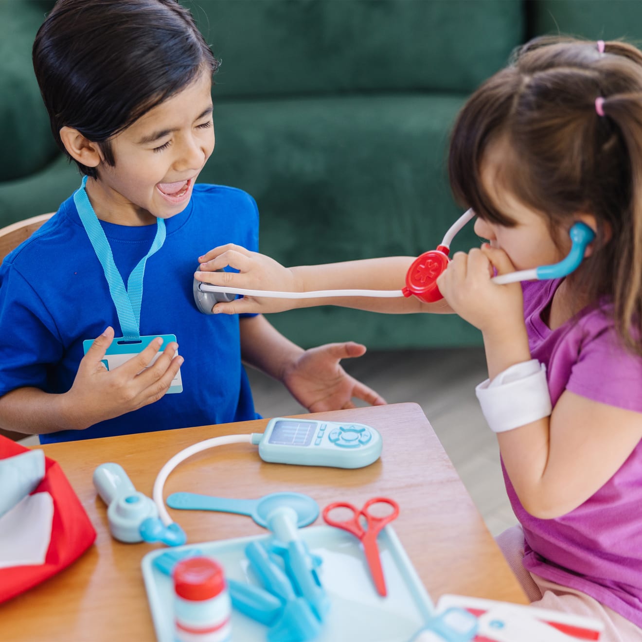 Get Well Doctor's Kit Play Set - Image 2