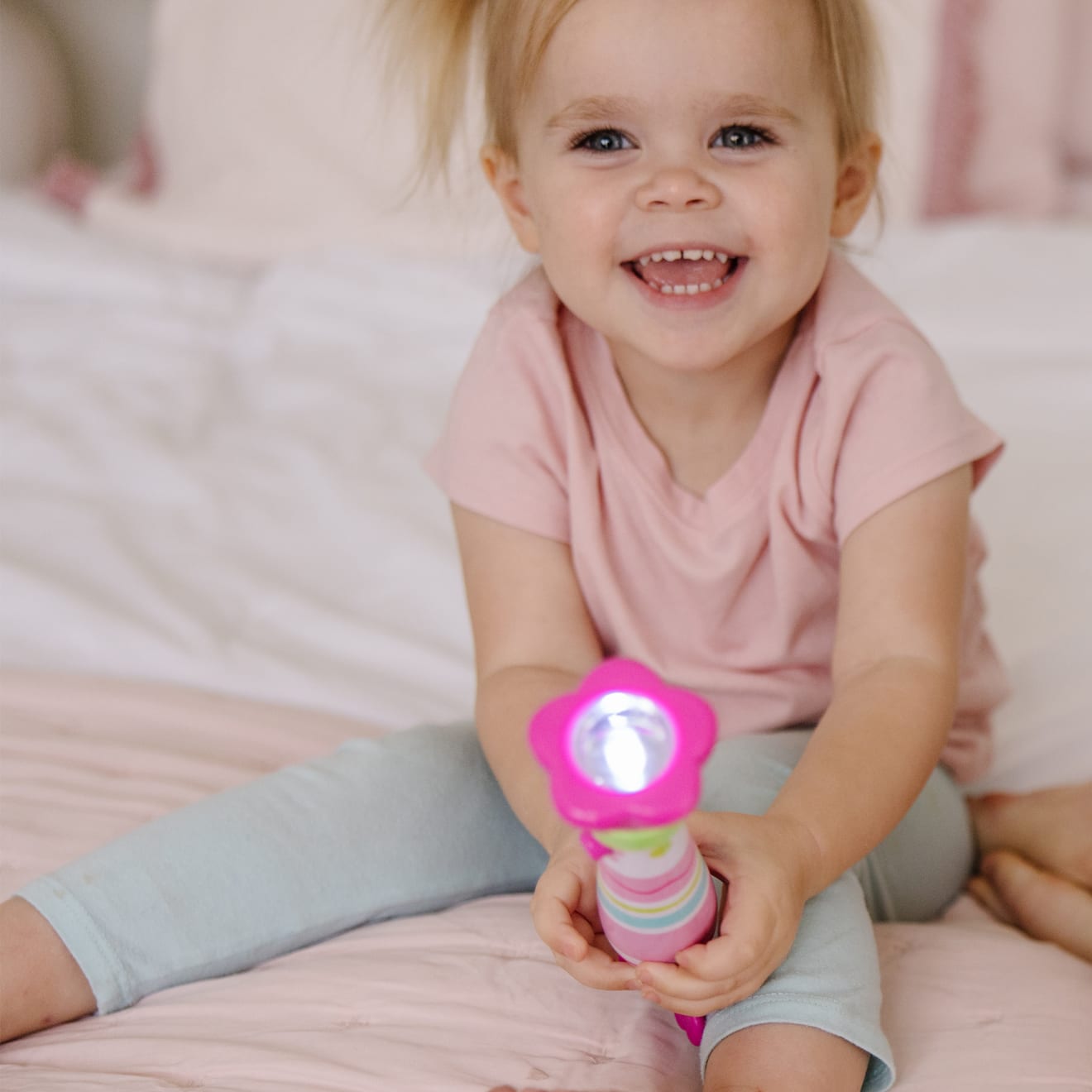 Pretty Petals Flashlight - Image 2