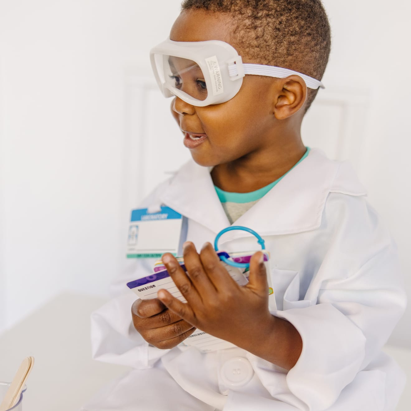Scientist Role Play Set - Image 7