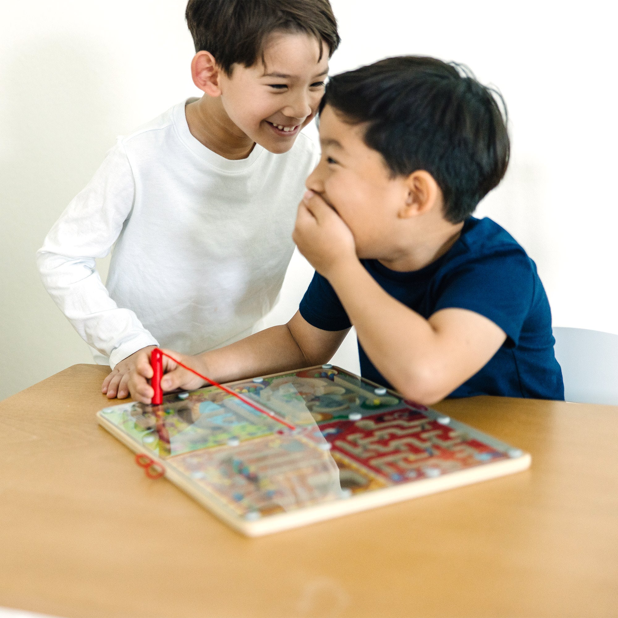 PAW Patrol Wooden 4-in-1 Magnetic Wand Maze Board - Image 6