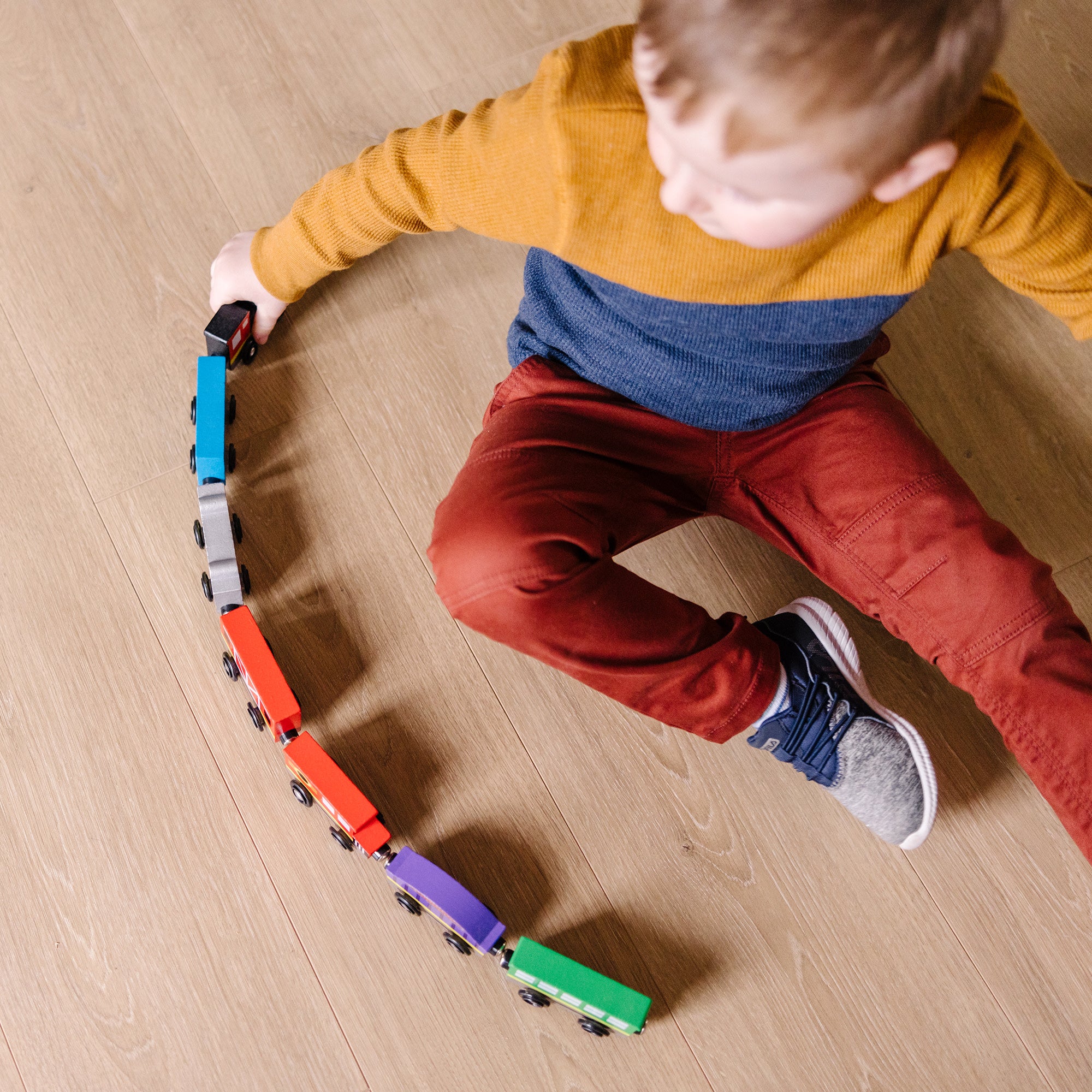 Magnetic Wooden Train Cars - Image 8